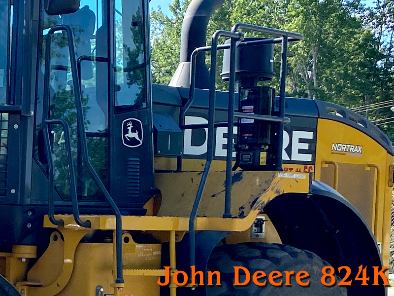 John-Deere-824K