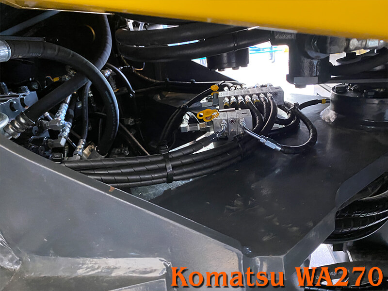 Komatsu-WA270