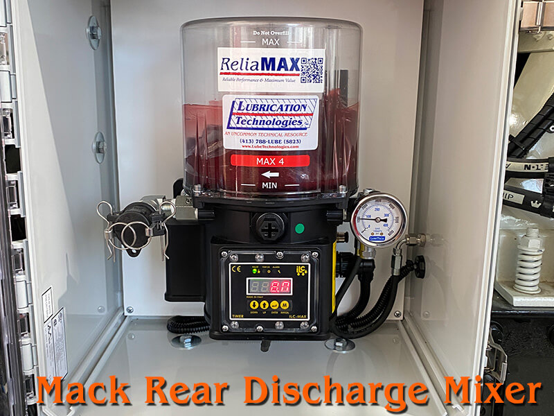 Mack-Rear-Discharge-Mixer
