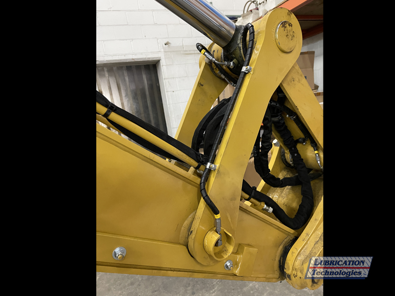 Cat 315 Hydraulic Excavator - ReliaMAX™ Automatic Lubrication System