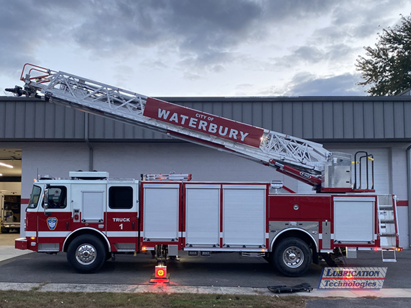 E-One Fire Ladder Truck - ReliaMAX™ Automatic Lubrication System Installation