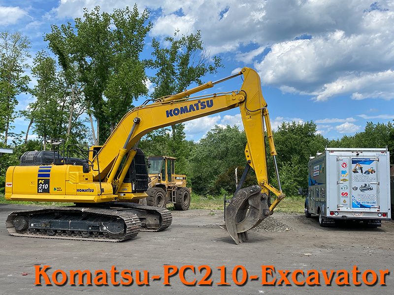 Komatsu-PC210-Excavator-1-800x600
