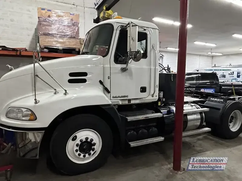 ReliaMAX™ Automatic Lubrication System installation on Mack Tri Axle Tractor